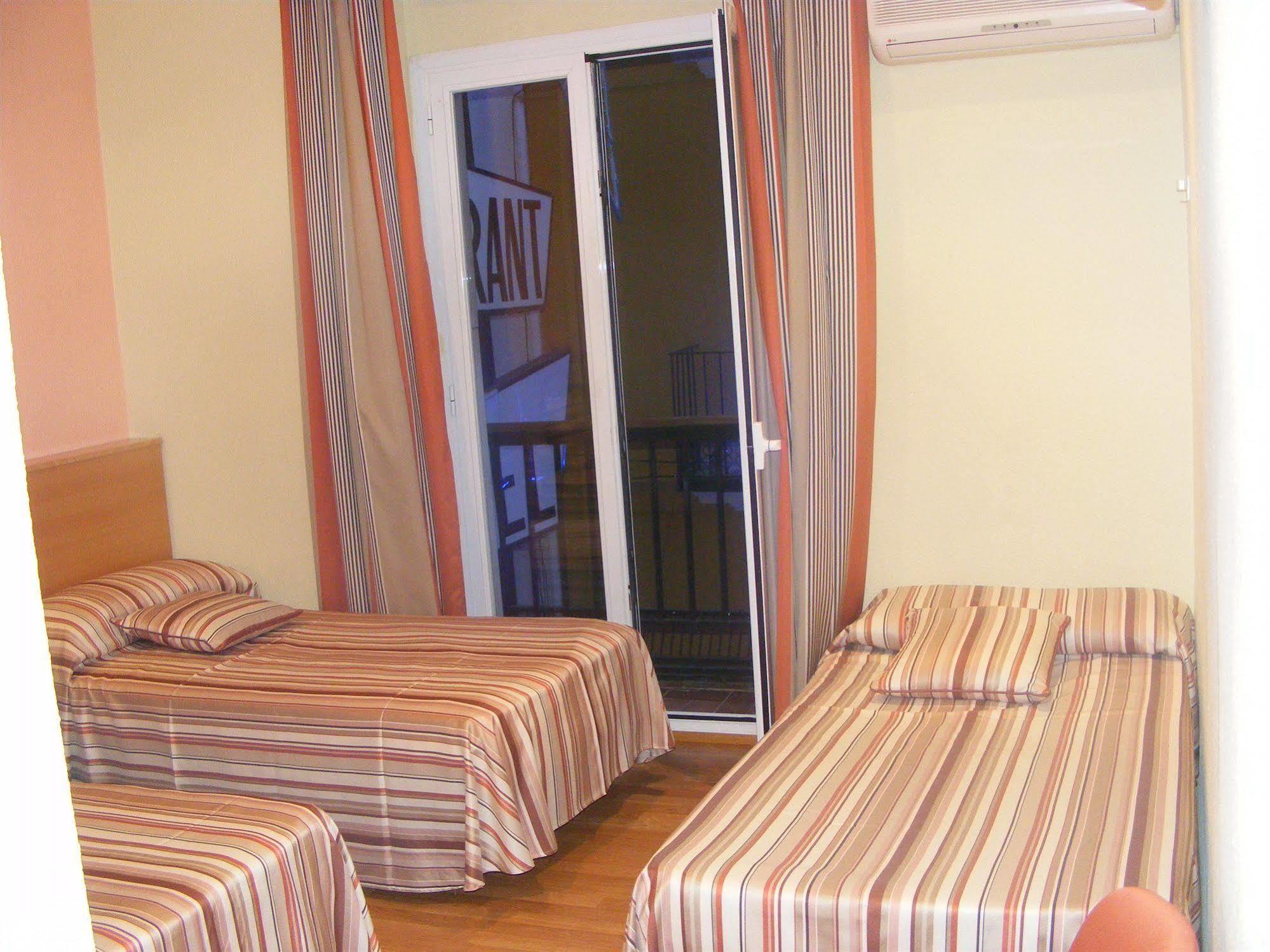 Hotel Alkazar Valencie Exteriér fotografie